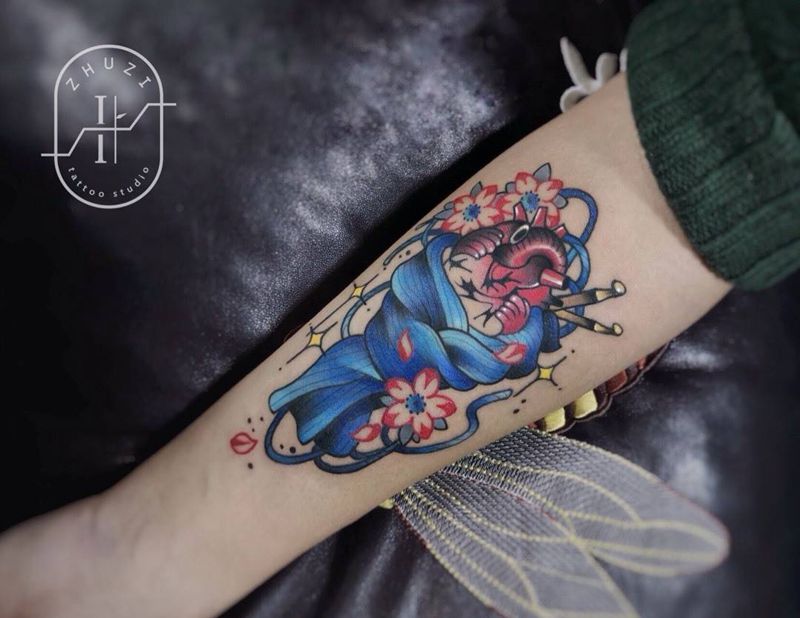 一条旧围巾纹身图片_手臂手部New School情怀心脏围巾纹身图案