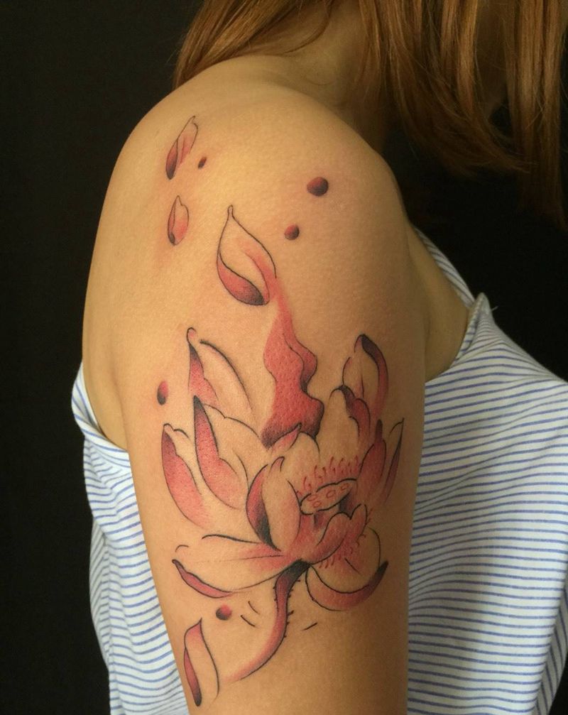 水彩荷花纹身图片_成品手臂国画植物纹身图案