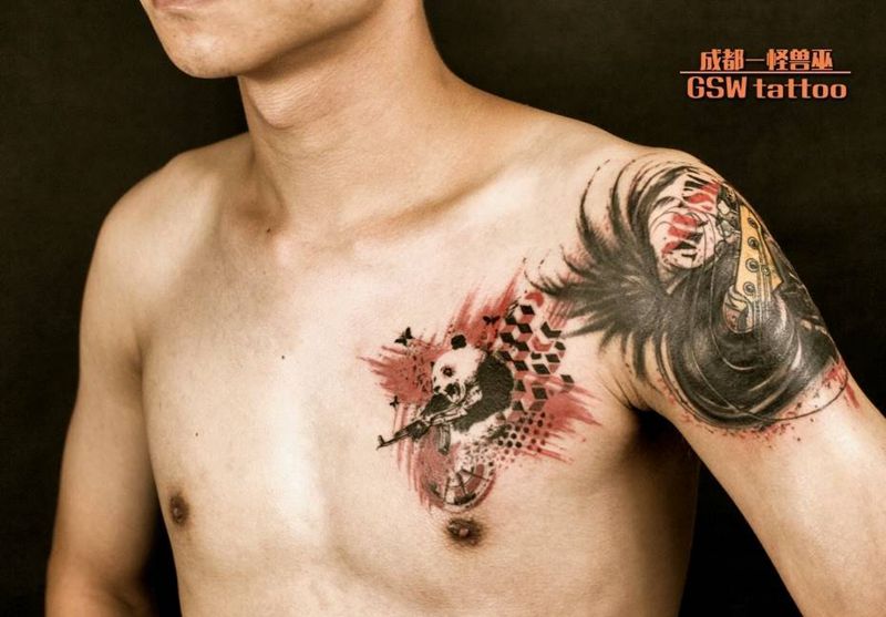 熊猫遮盖纹身图片_肩部胸部纹身图案