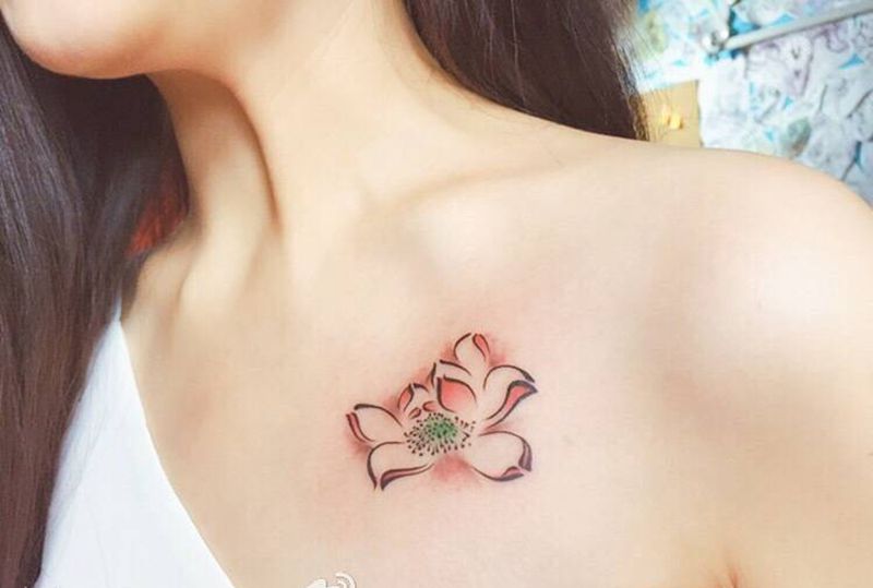 莲花花花.纹身图片_成品胸部清新传统国画植物纹身图案