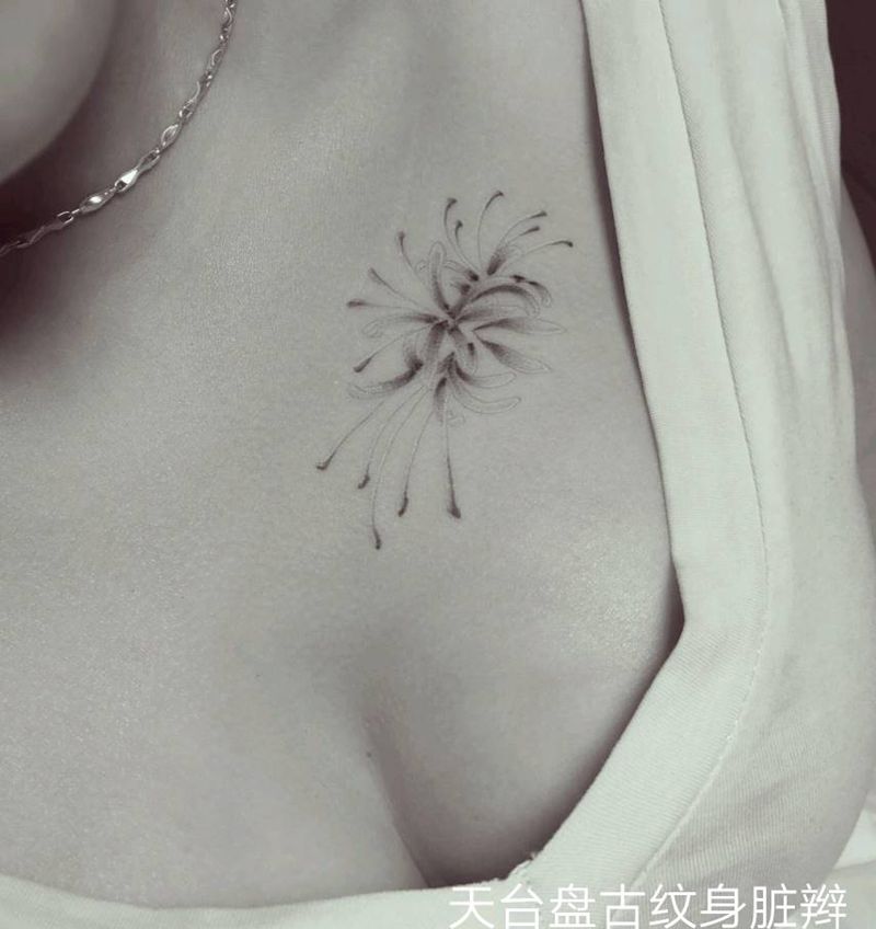 彼岸花纹身纹身图片_胸部传统植物天台盘古盘古脏辫唇钉成品纹身图案