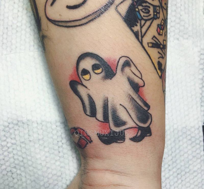 小巫纹身图片_手臂Old School纹身图案