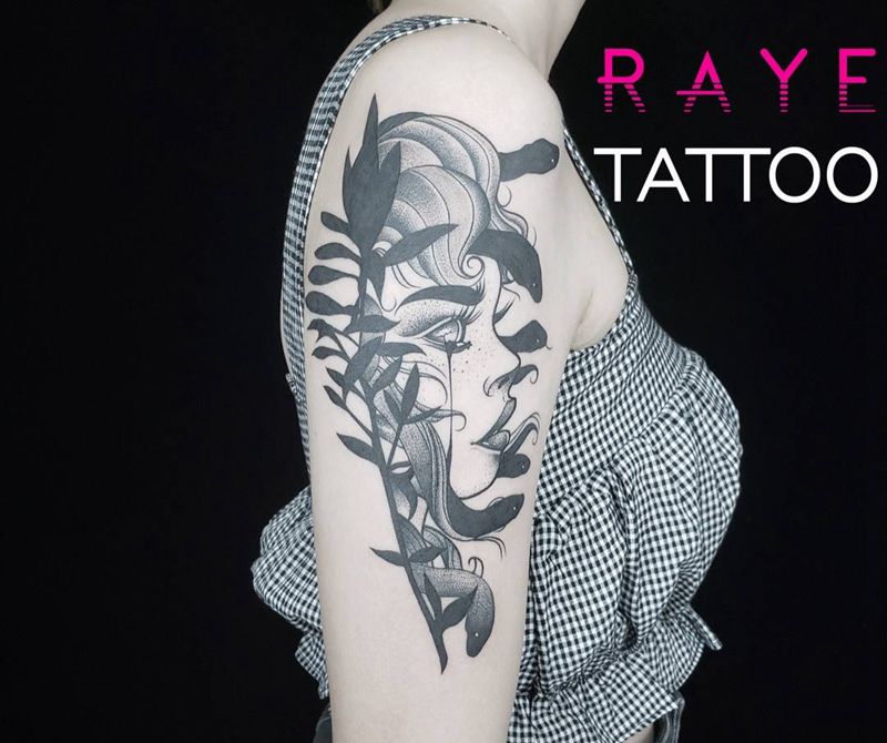 美杜莎纹身图片_手臂点刺美杜莎纹身图案