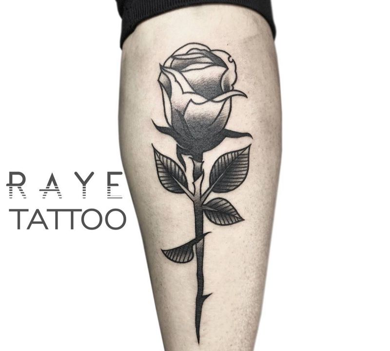 old school玫瑰纹身图片_成品腿部欧美清新植物纹身图案