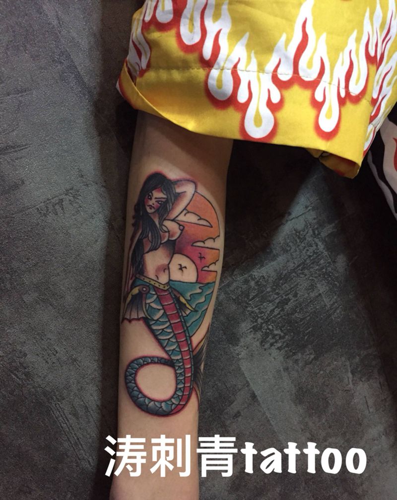 oldschool纹身图片_手臂Old School纹身图案