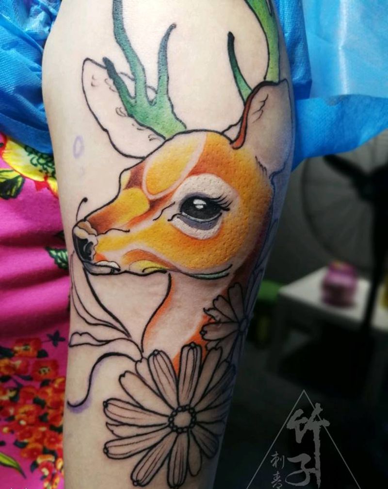鹿纹身图片_手臂手部欧美清新动物原创成品纹身图案