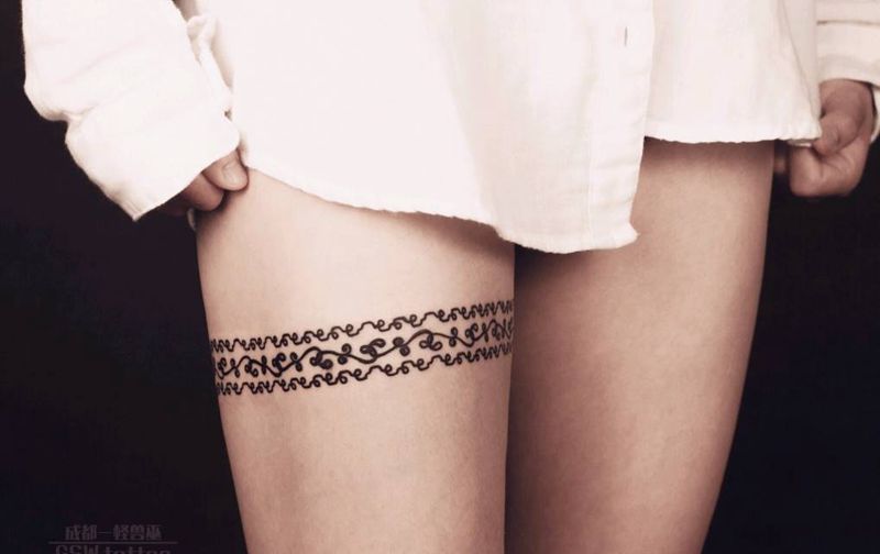 蕾丝纹身图片_腿部清新原创成品纹身图案