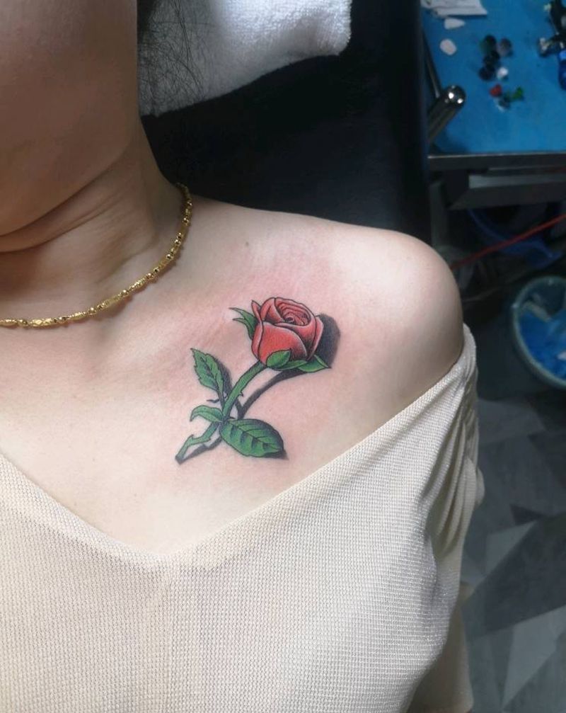 花儿纹身图片_胸部纹身图案