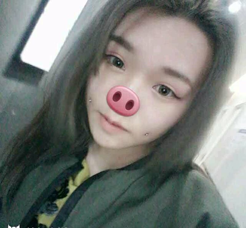 酒窝钉纹身图片