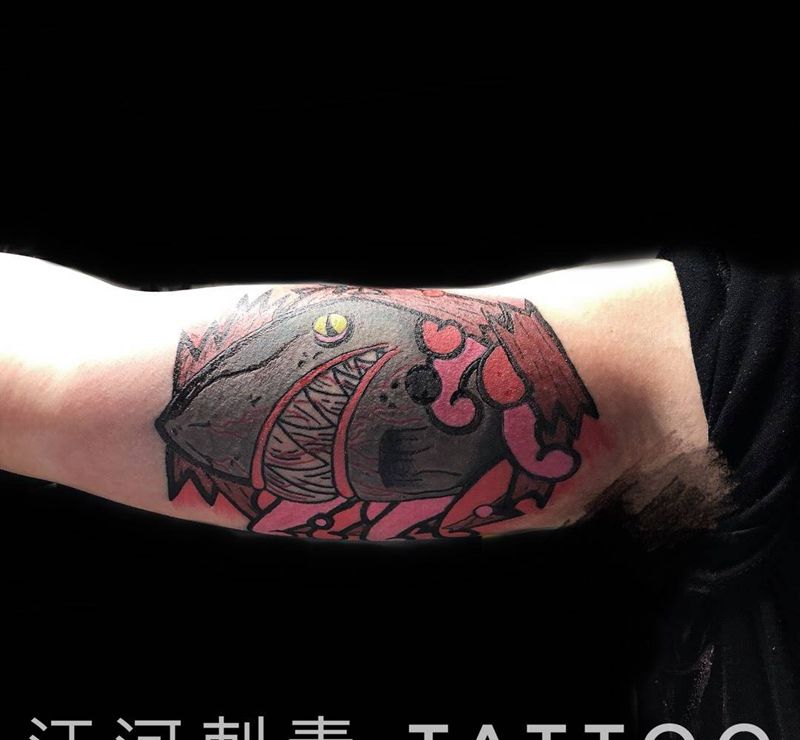 鲨鱼纹身图片_成品手臂欧美动物纹身图案