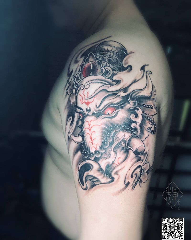 象神纹身图片_手臂新传统纹身图案