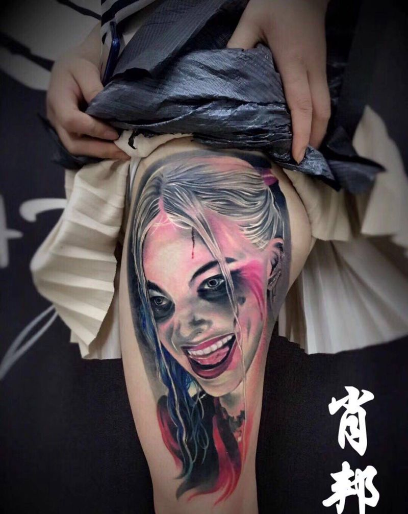 小丑女纹身图片_腿部纹身图案