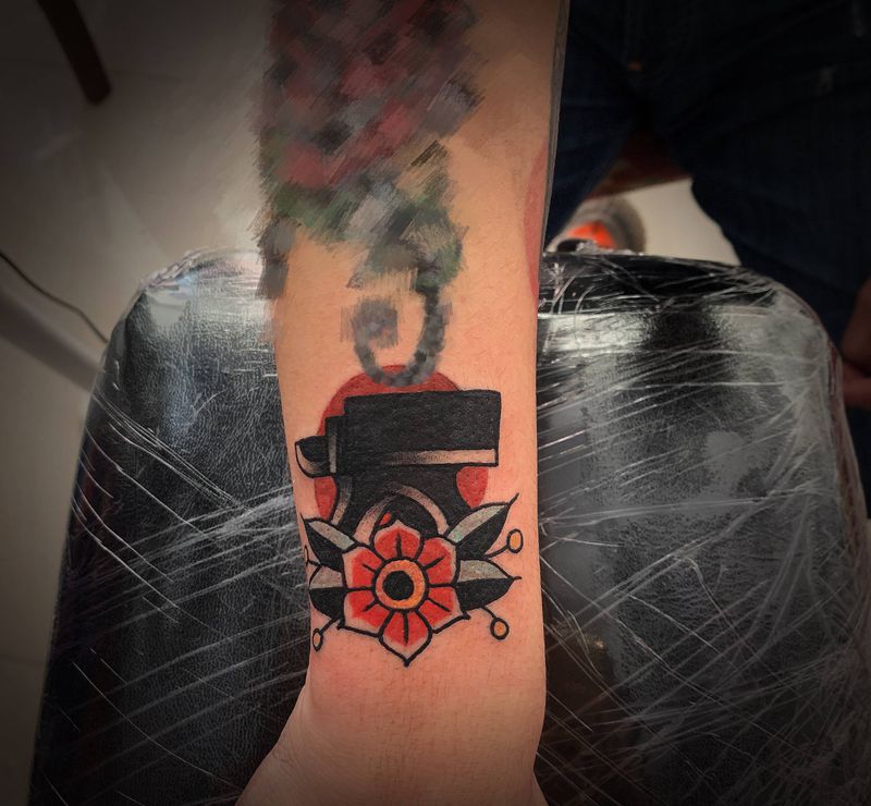 遮盖 拜拜啦前女友纹身图片_手臂Old School纹身图案