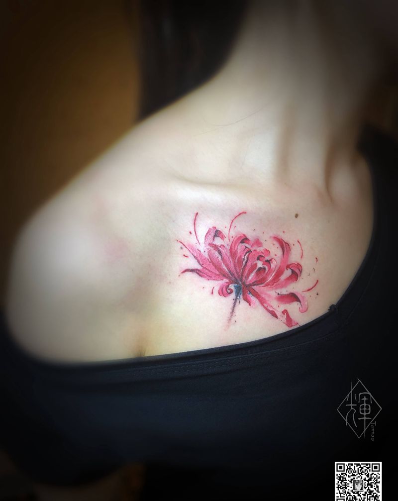 彼岸花纹身图片_胸部纹身图案