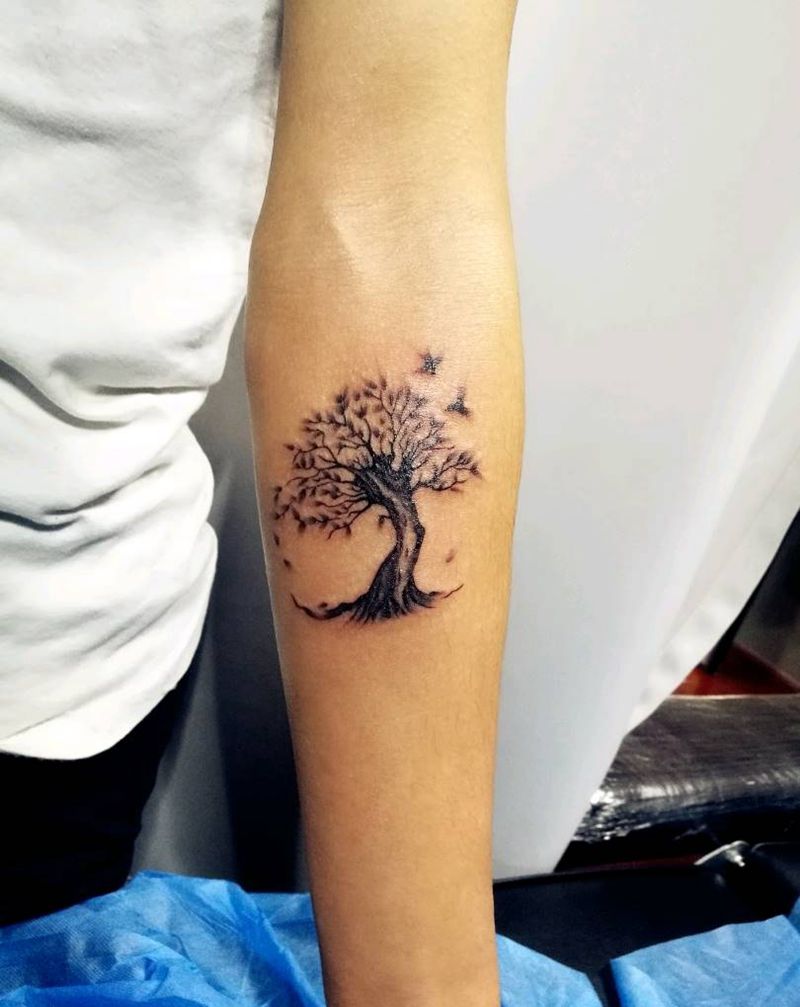 树纹身图片_手臂清新植物纹身图案