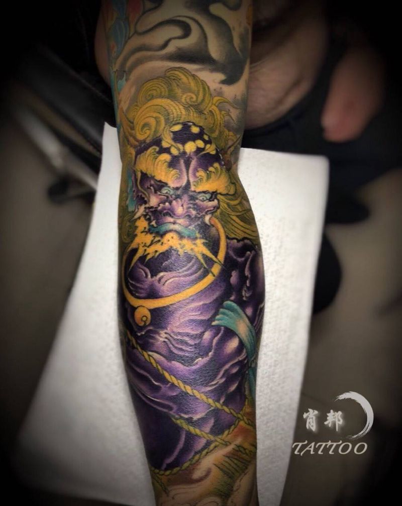 包小臂纹身图片