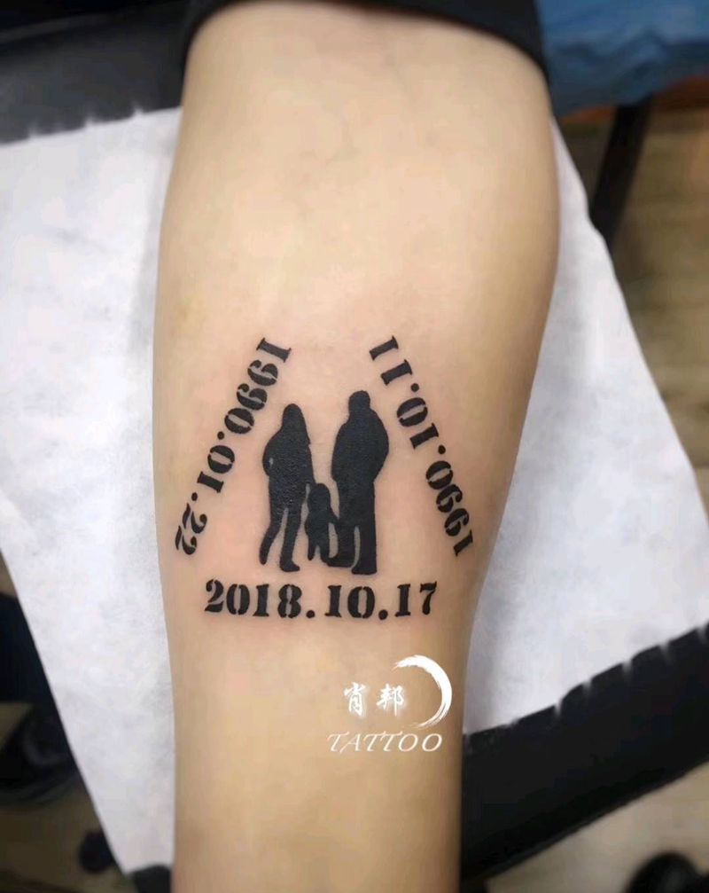 一家三口纹身图片_手臂纹身图案