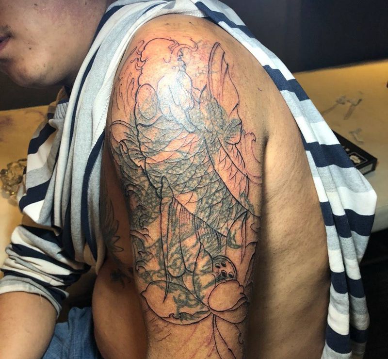 遮盖未完成纹身图片_成品手臂传统动物纹身图案