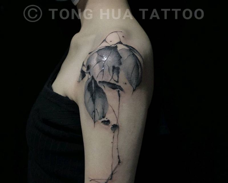 水墨纹身图片_肩部水墨纹身图案