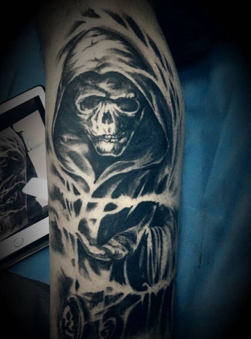 欧美风格纹身图片_成品腿部欧美人物纹身图案