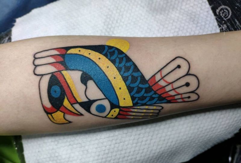 鸟纹身图片_手臂New School纹身图案