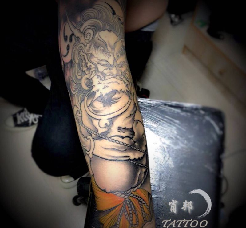 小臂纹身图片_手臂老传统纹身图案