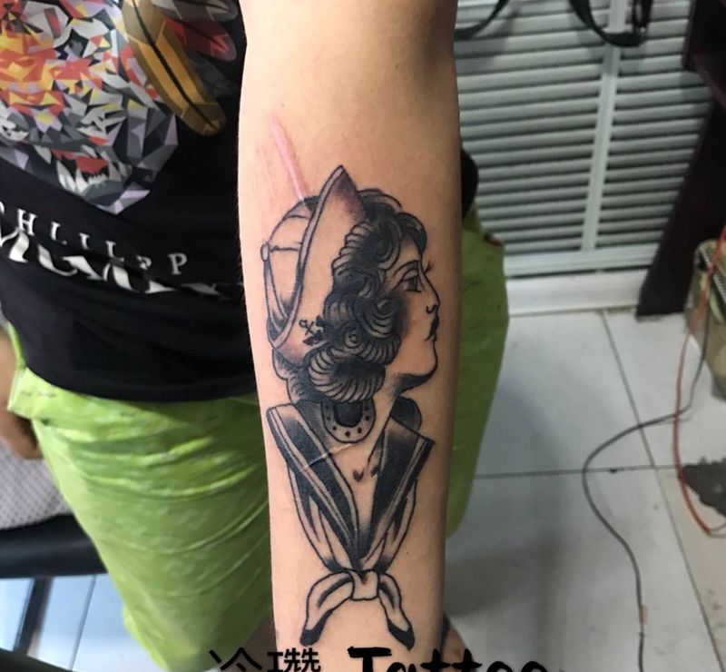 oldschool 女水手纹身图片