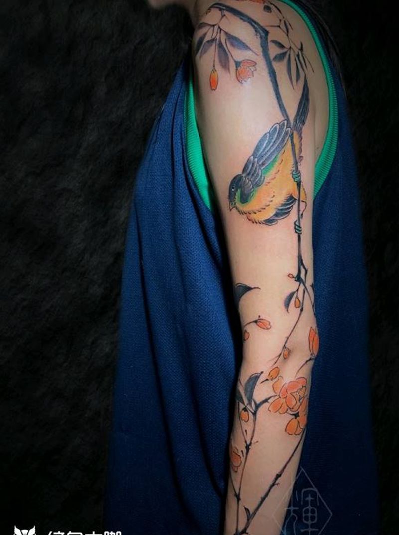 花鸟纹身图片_手部水墨纹身图案