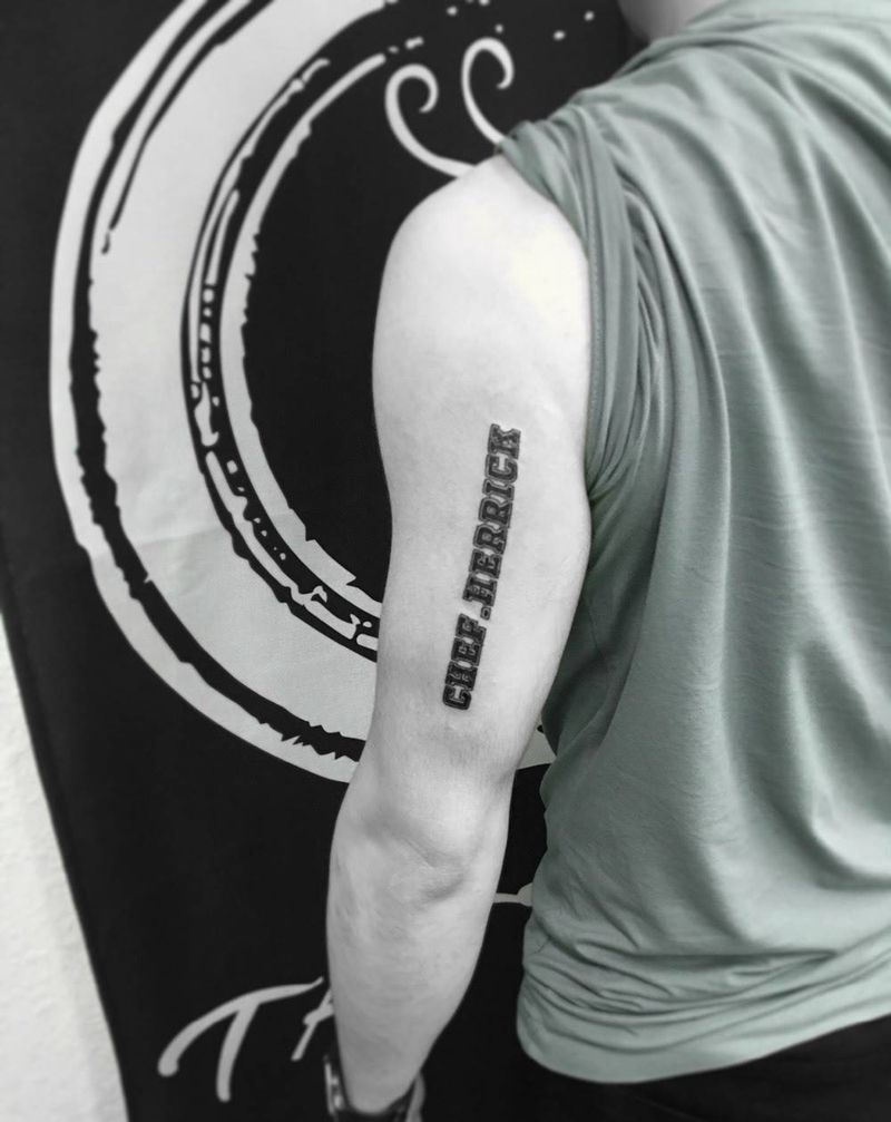 英文字母纹身图片_成品手臂清新字符纹身图案