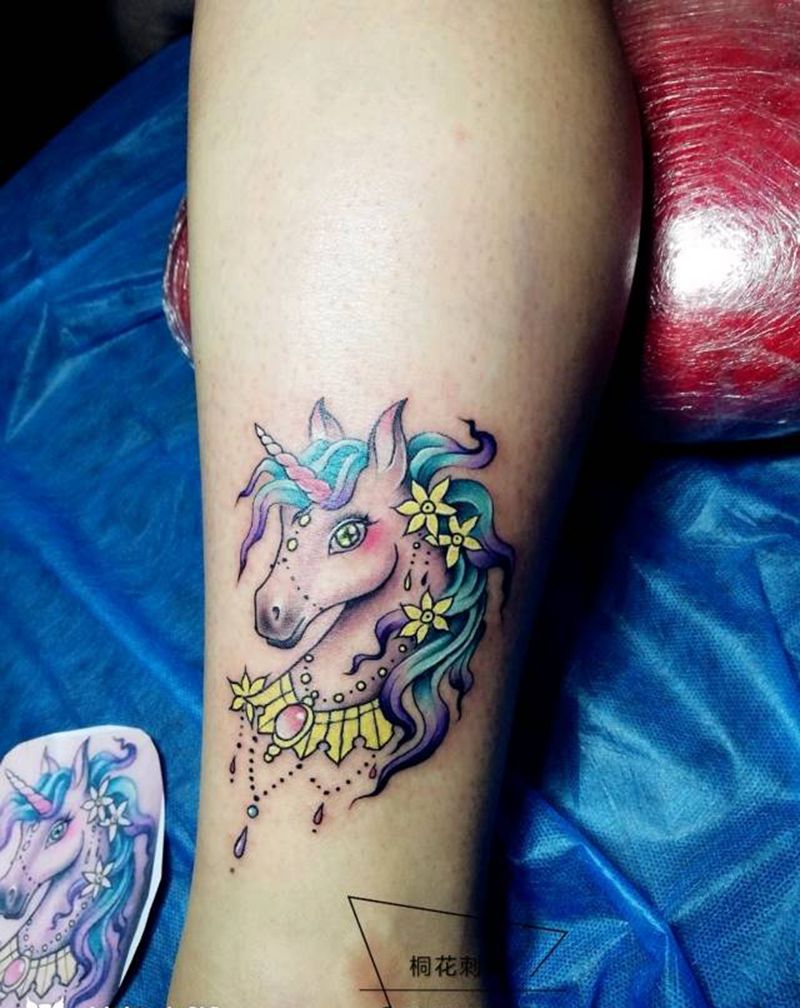 独角兽纹身图片_脚部清新动物成品纹身图案