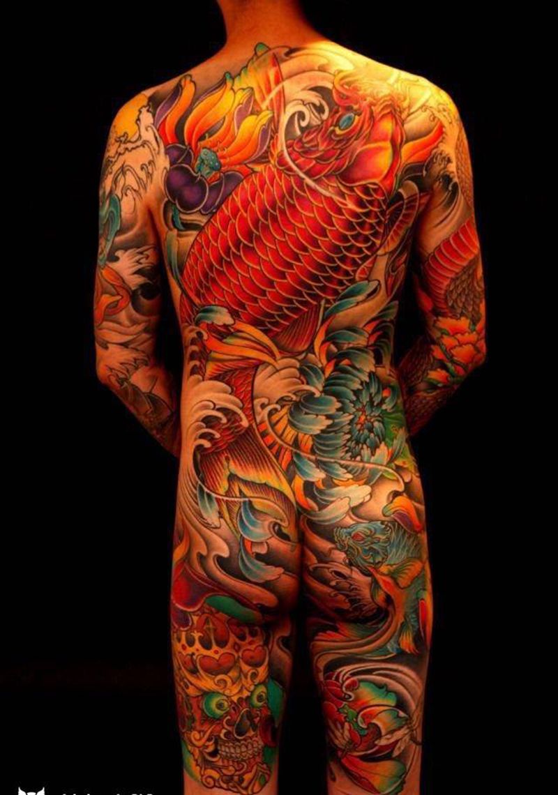 展会一等奖作品纹身图片_背部腿部新传统纹身图案