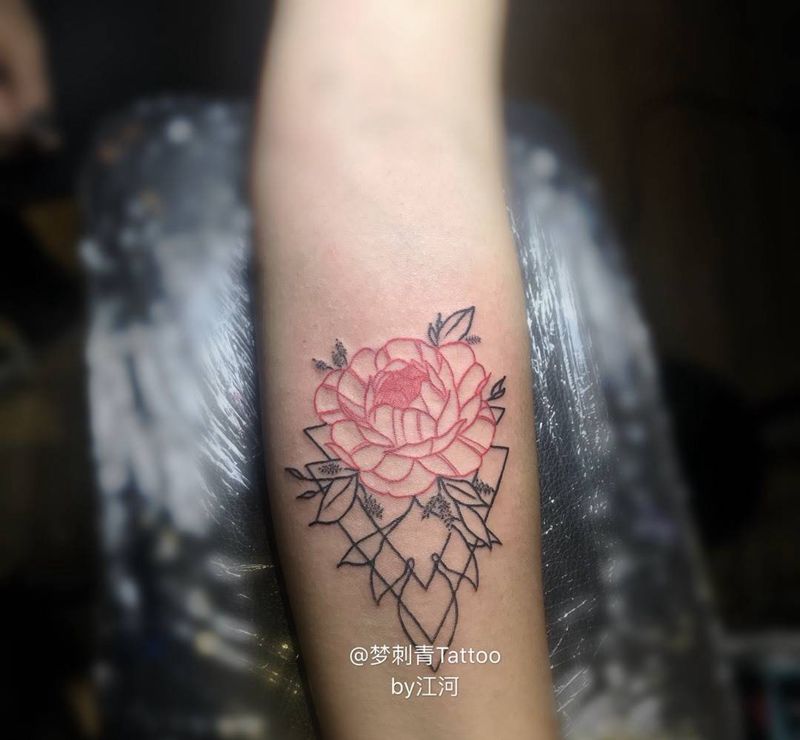 小清新纹身图片_成品手臂清新欧美几何植物纹身图案