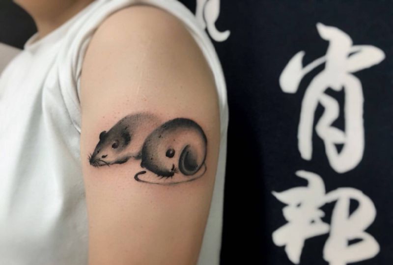 水墨老鼠纹身图片