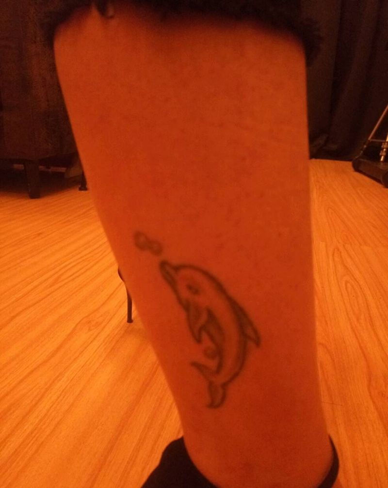 海豚修改添加纹身图片