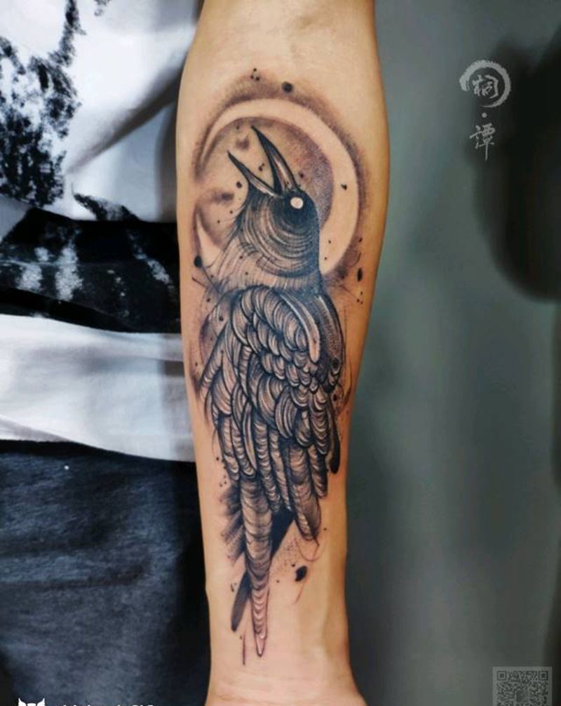 乌鸦纹身图片_手部欧美动物成品纹身图案