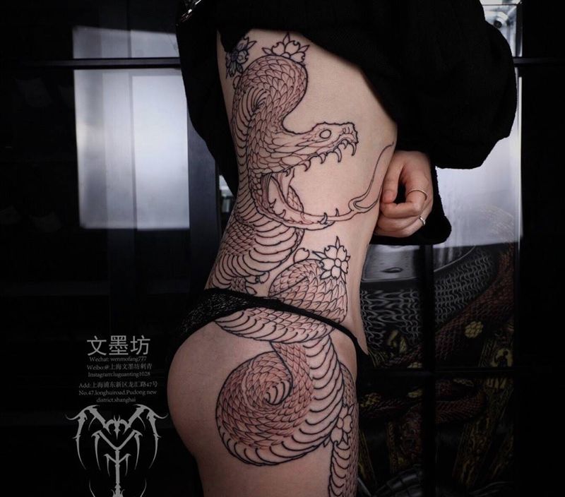蛇纹身图片