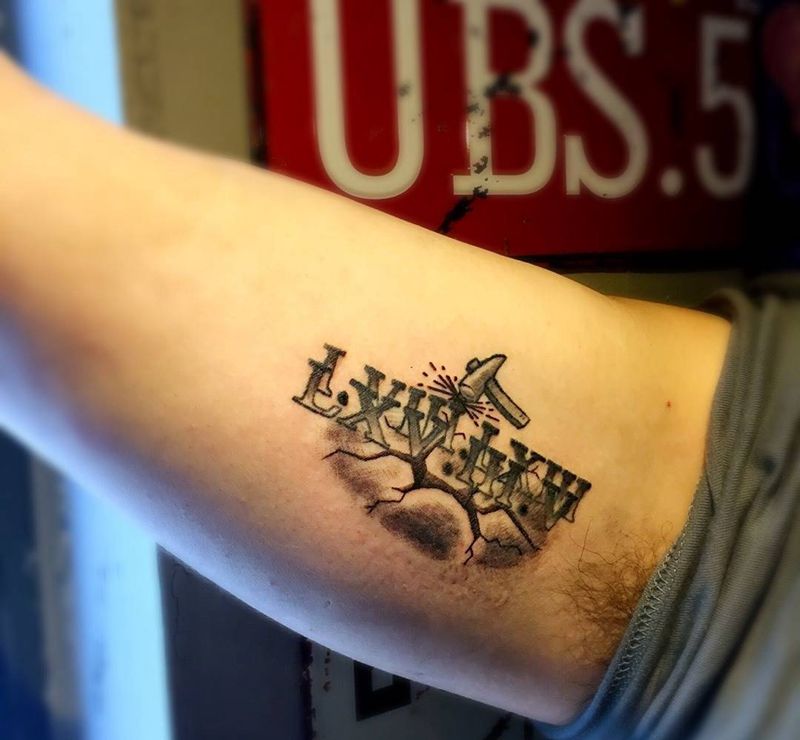 修改连续剧纹身图片