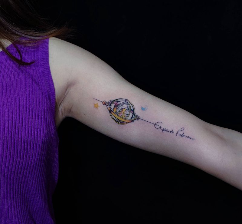 哈利波特的时光转换器纹身图片_手臂水彩纹身图案