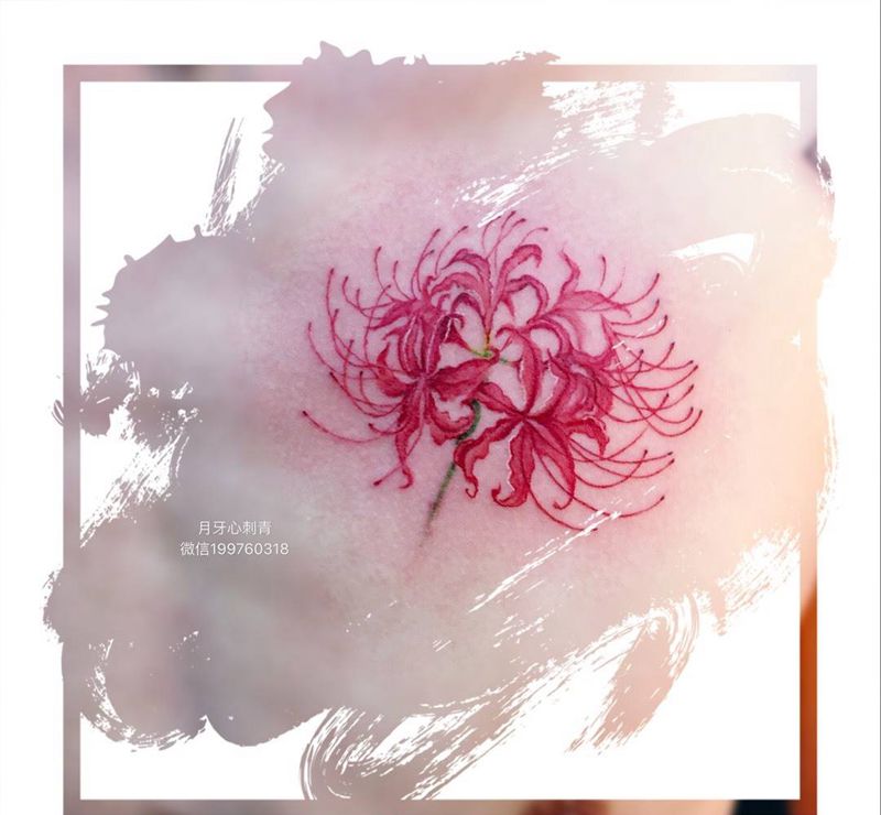 彼岸花纹身图片_成品胸部清新植物花彼岸花纹身图案