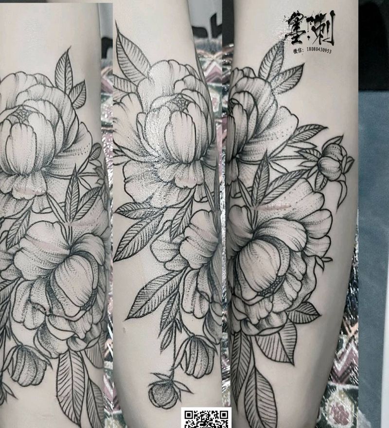 简约花纹身图片