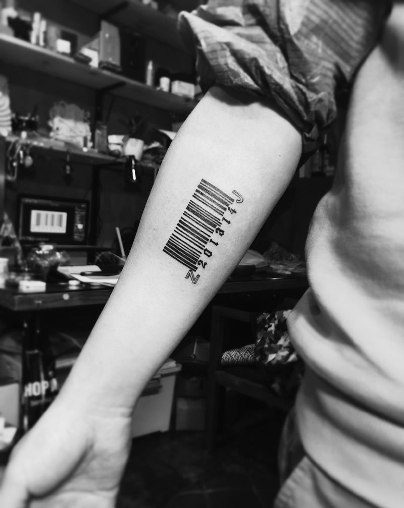 结婚纪念日纹身图片_手臂几何纹身图案