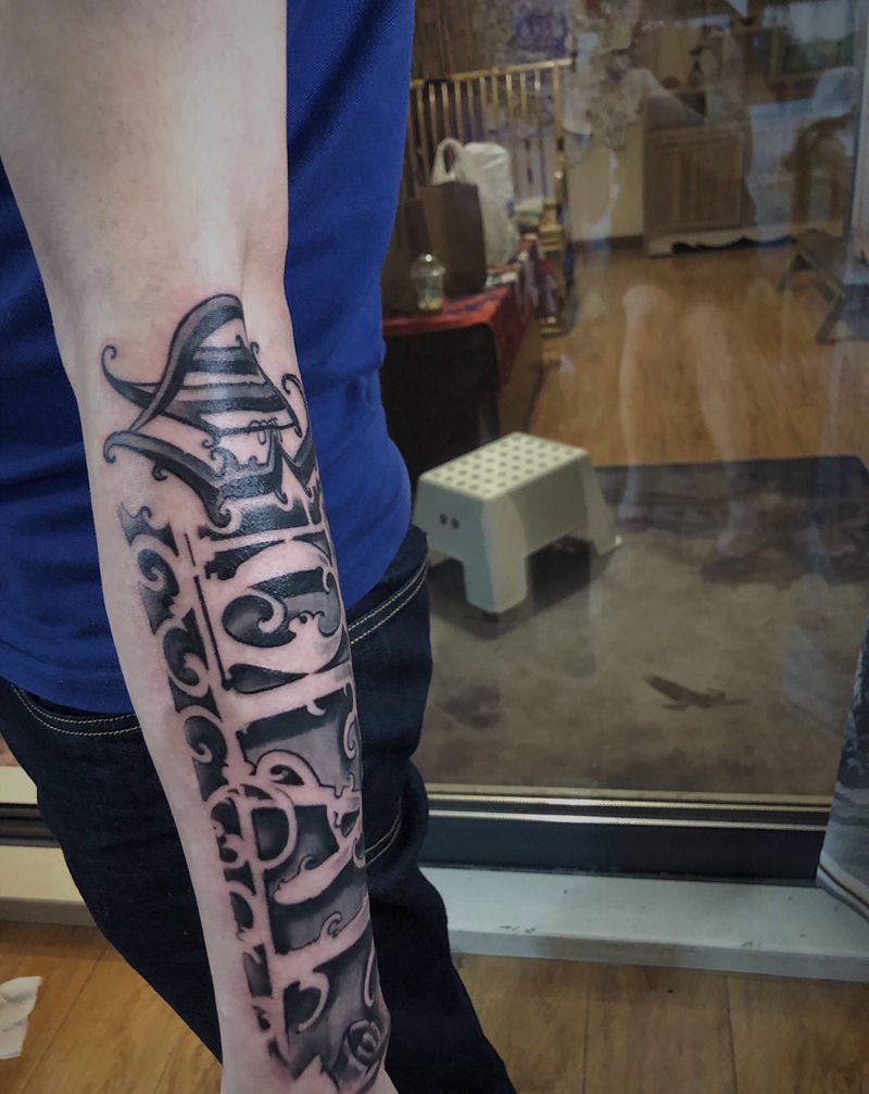 花体字纹身图片_手臂花体字欧美写实纹身图案