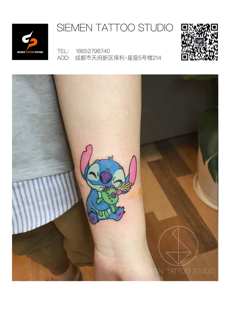 史迪仔纹身图片_手臂New School卡通史迪仔欧美纹身图案