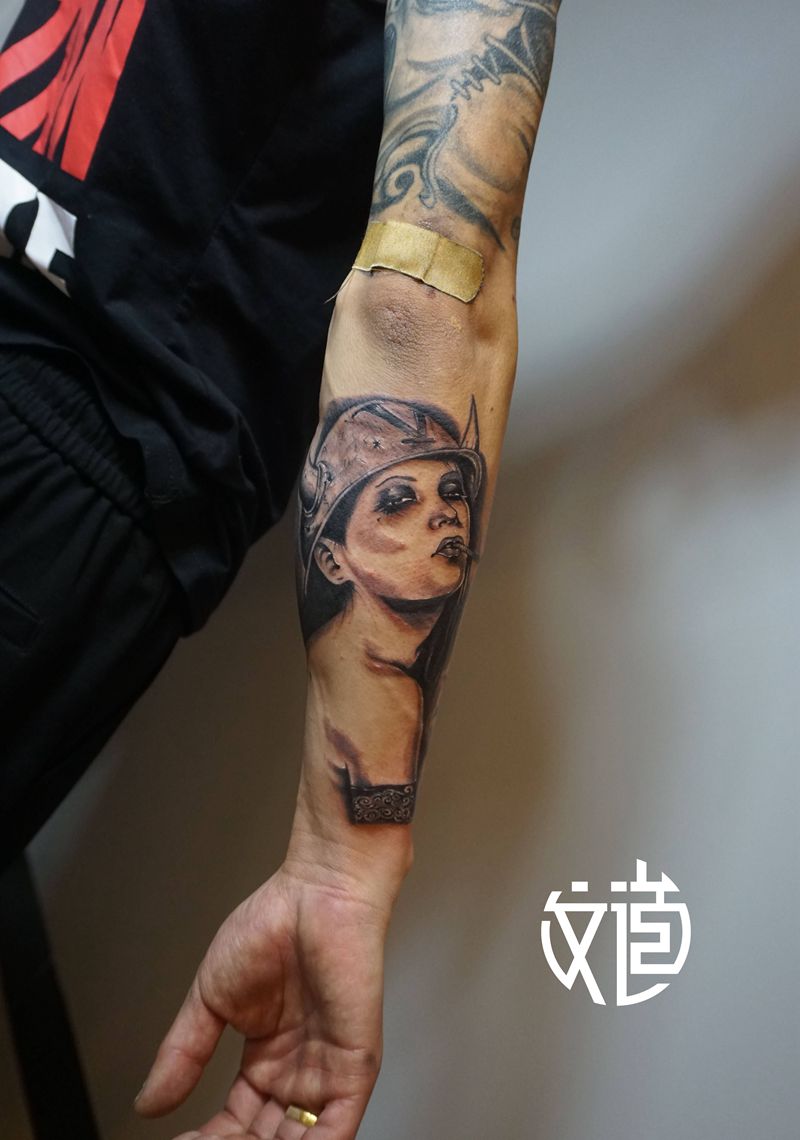 欧美写实纹身图片_手臂纹身图案