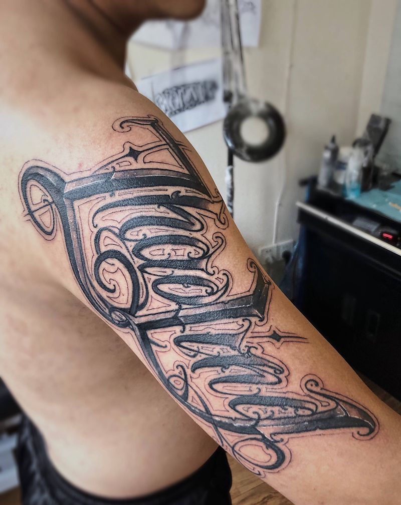 花体纹身图片_手臂花体字欧美写实纹身图案