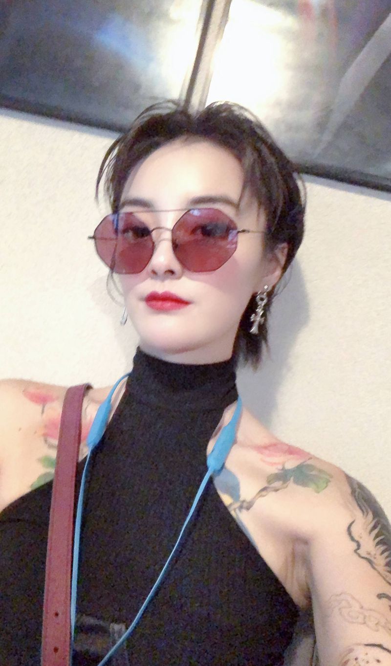 今日穿搭纹身图片_手臂新传统纹身图案