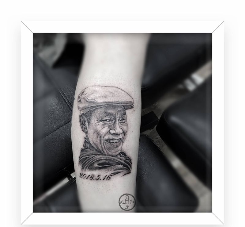 肖像纹身图片_腿部欧美写实肖像 照片人物纹身图案