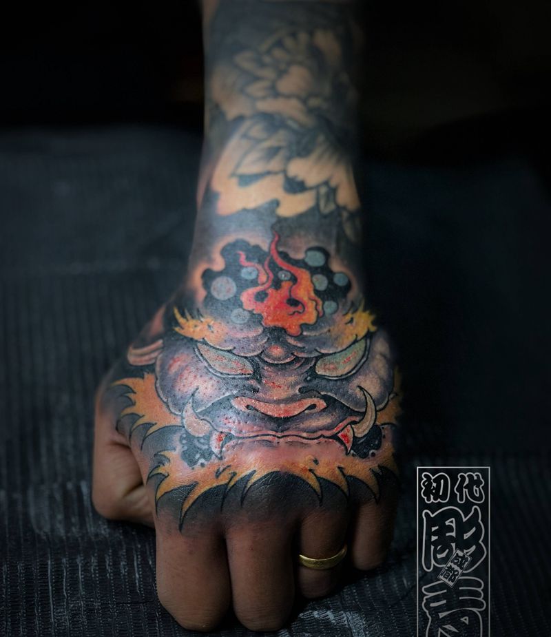 日式新传统爆手背纹身图片_手部新传统日式刺青纹身图案