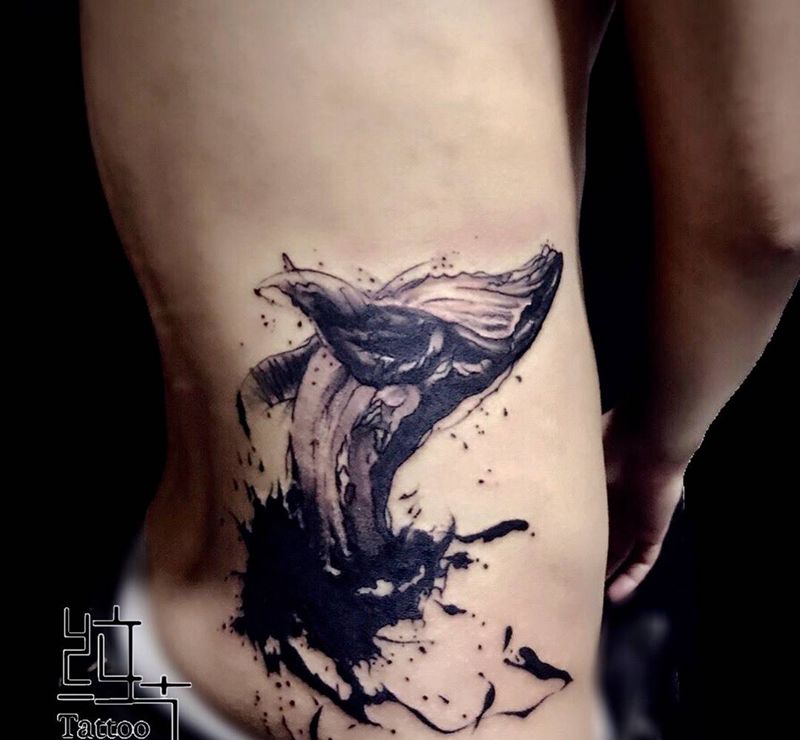 泼墨风格、遮盖纹身图片_私人定制动物国画腰部臀部腹部成品纹身图案
