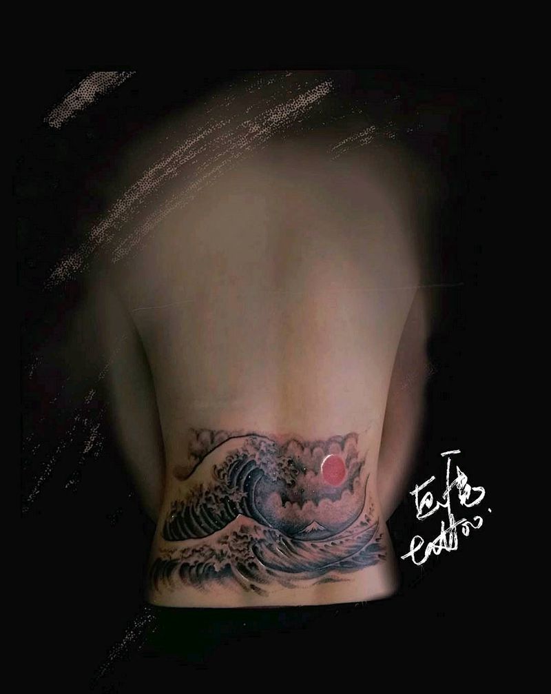 浪里个浪纹身图片_点刺纹身图案